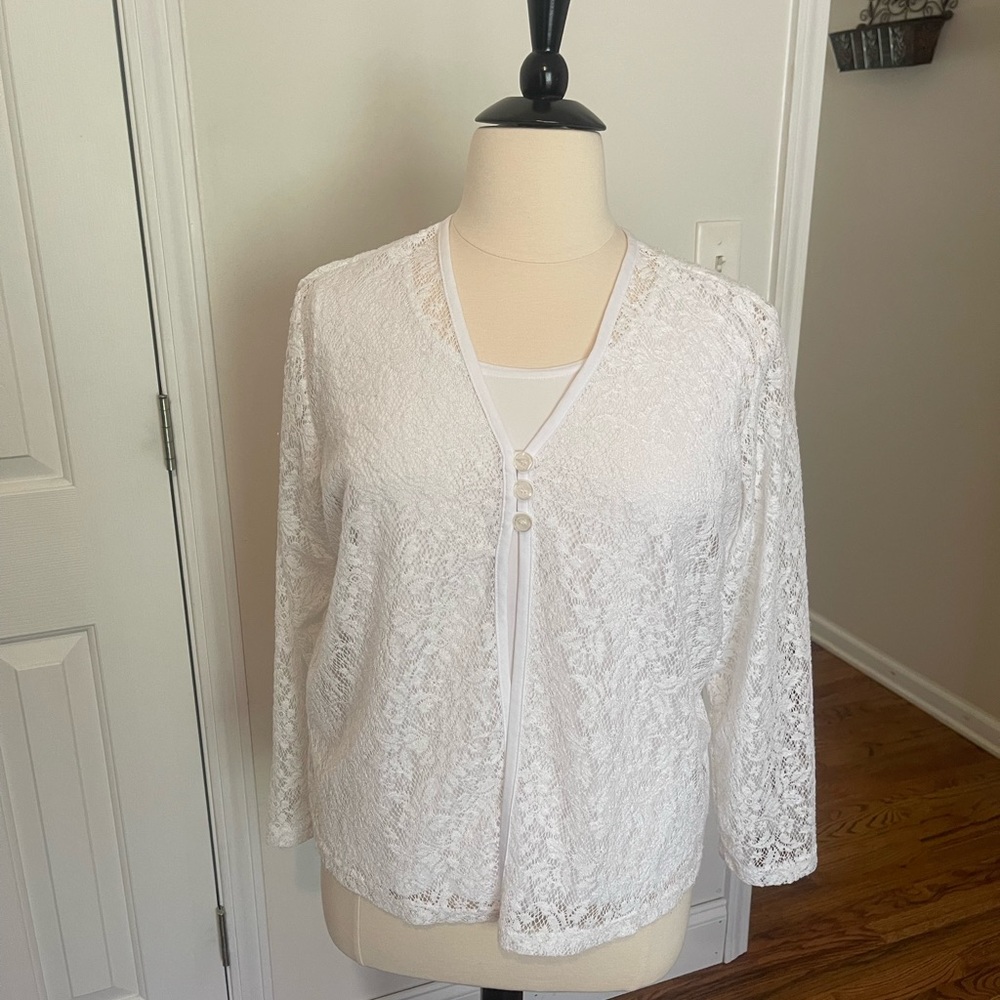 Fashion Bug. Size 18/20. Lace cardigan with attached shell.
